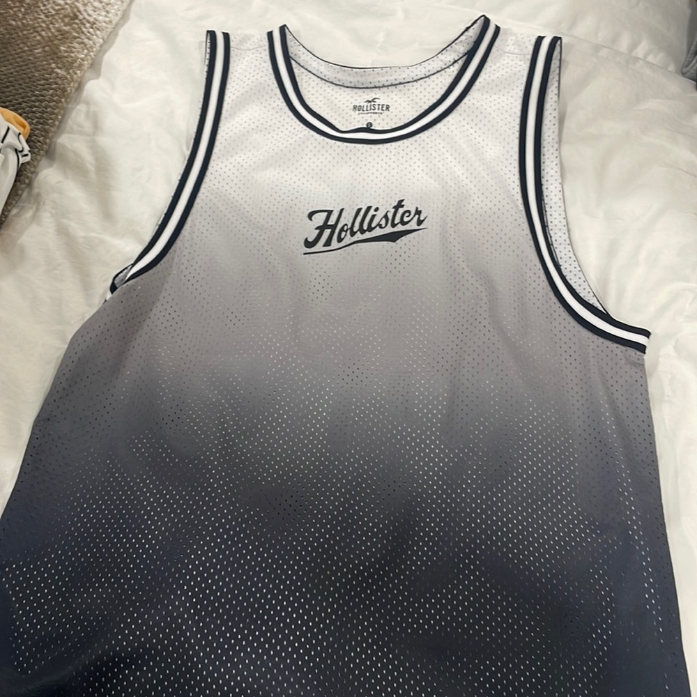 Mens Hollister jersey